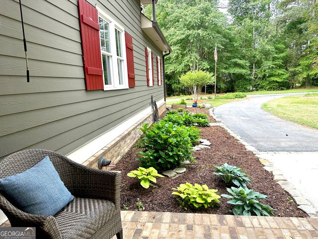 75 Mikes Lane, Sharpsburg, GA 30277