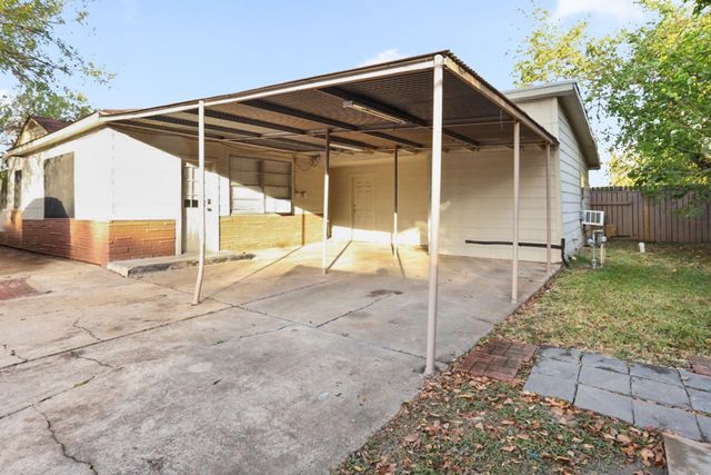 2111 3rd Street, Galena Park, TX 77547