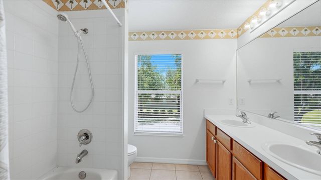 8222 HAVEN HARBOUR WAY, Bradenton, FL 34212