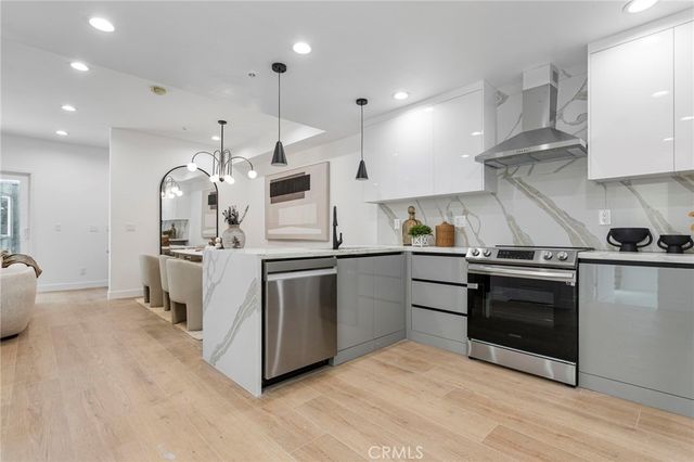 1010 W 223rd Street 3, Torrance, CA 90502