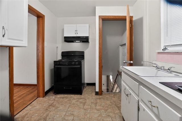 118 Harden Ave, Duquesne, PA 15110