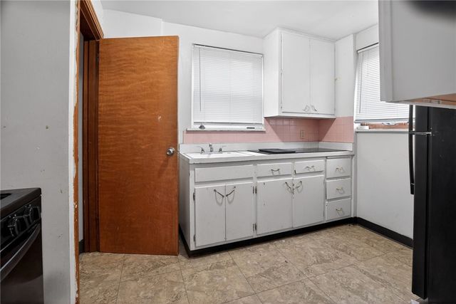 118 Harden Ave, Duquesne, PA 15110