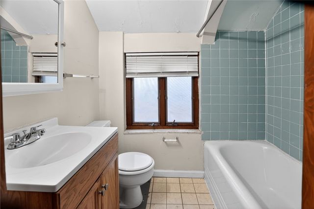 118 Harden Ave, Duquesne, PA 15110