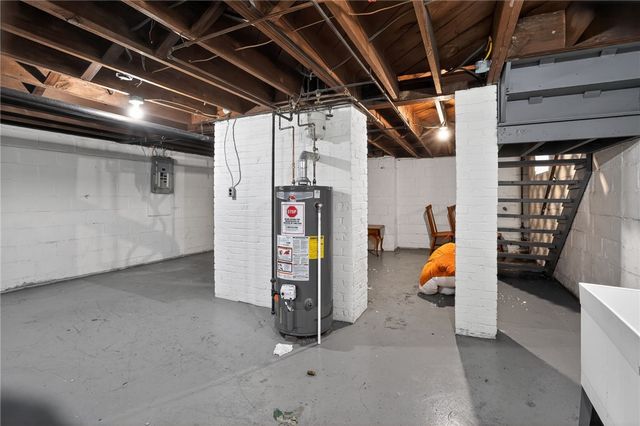 118 Harden Ave, Duquesne, PA 15110