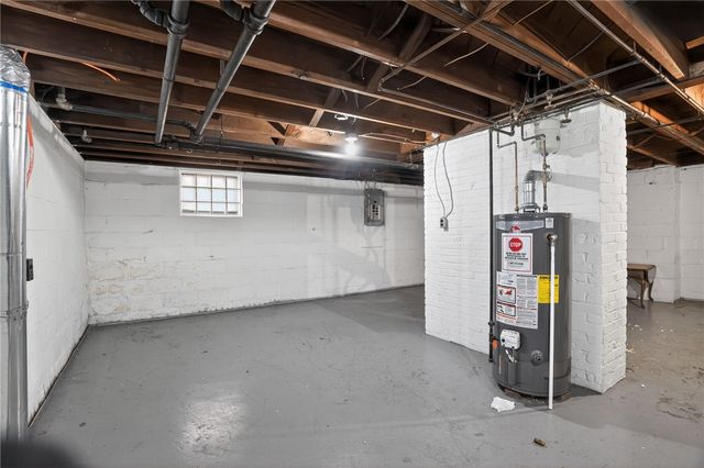 118 Harden Ave, Duquesne, PA 15110