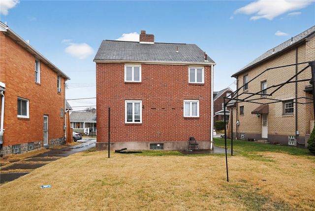 118 Harden Ave, Duquesne, PA 15110