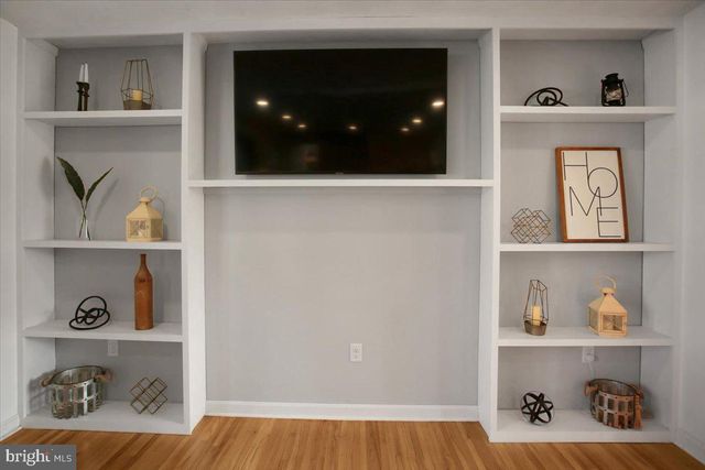 904 ALISON AVE, Mechanicsburg, PA 17055