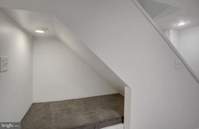 904 ALISON AVE, Mechanicsburg, PA 17055