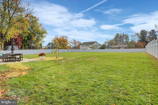 904 ALISON AVE, Mechanicsburg, PA 17055