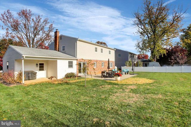 904 ALISON AVE, Mechanicsburg, PA 17055