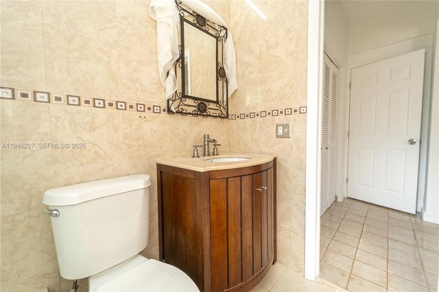 919 SW 25th Ave 0, Miami, FL 33135