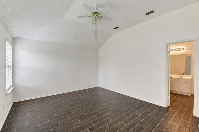 317 Flowering Plum Lane, Fort Worth, TX 76140