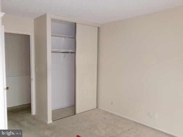 5904 MOUNT EAGLE DR #210, Alexandria, VA 22303