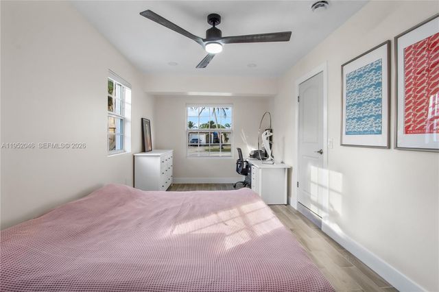 230 NW 39th Ct, Deerfield Beach, FL 33064