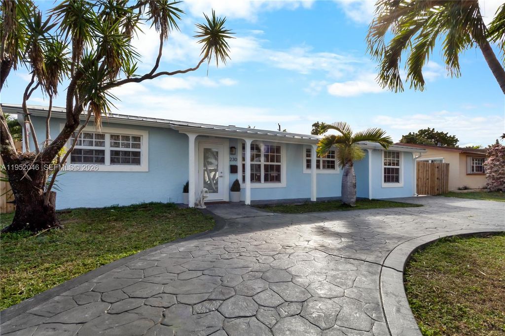 230 NW 39th Ct, Deerfield Beach, FL 33064