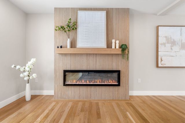 2 Rhuey Pass, Burlington, MA 01803