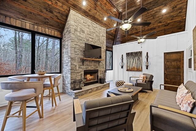 125 KNOTTY OAKS DR, Counce, TN 38326