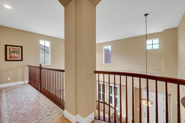 10022 Spring View Way, Elk Grove, CA 95757