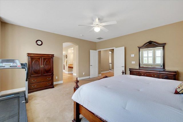 10022 Spring View Way, Elk Grove, CA 95757