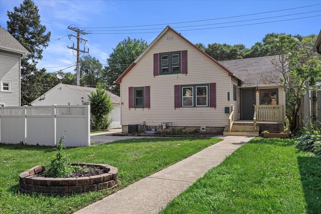 2216 S 65th STREET, West Allis, WI 53219
