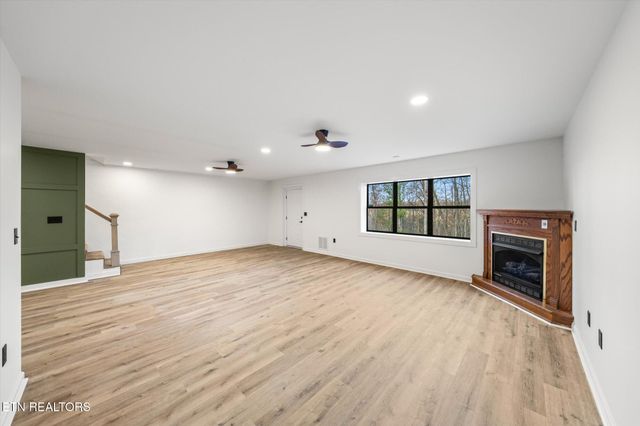 3760 Ivy Way, Sevierville, TN 37876