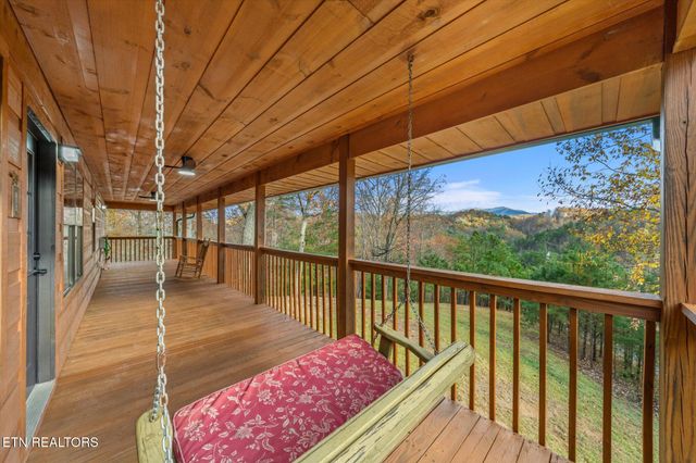 3760 Ivy Way, Sevierville, TN 37876
