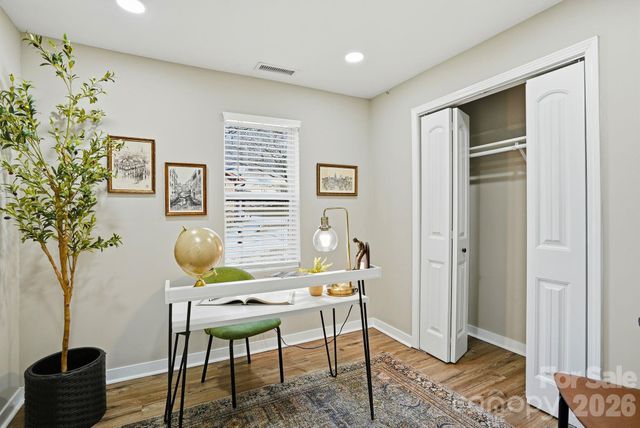 326 Lyndhurst Drive, Hendersonville, NC 28971