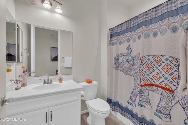 6556 E Via Arroyo Azul, Tucson, AZ 85756