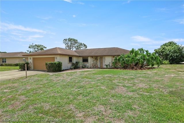109 Citrus Road NE, Lake Placid, FL 33852