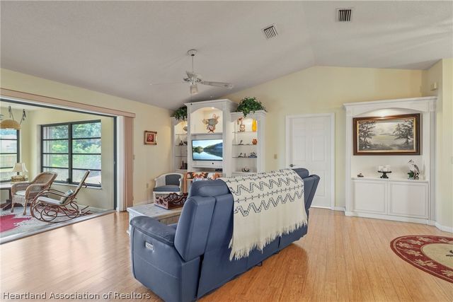 109 Citrus Road NE, Lake Placid, FL 33852