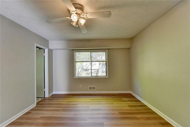 2447 Landington Way, Duluth, GA 30096