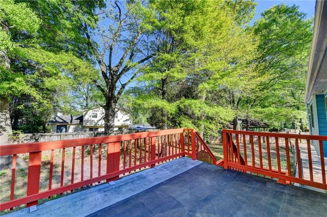 2447 Landington Way, Duluth, GA 30096