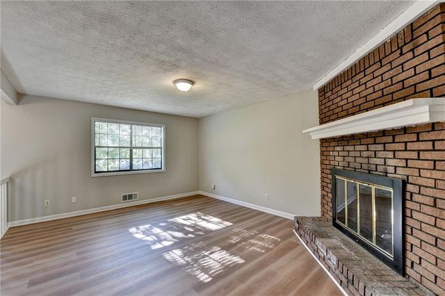 2447 Landington Way, Duluth, GA 30096