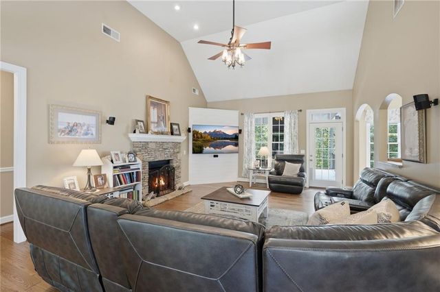 8665 Bay Drive, Gainesville, GA 30506