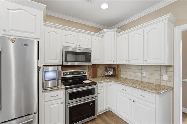 8665 Bay Drive, Gainesville, GA 30506