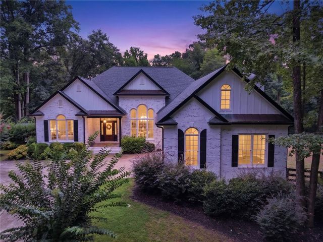 8665 Bay Drive, Gainesville, GA 30506