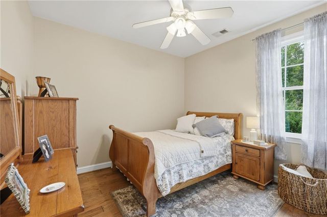 8665 Bay Drive, Gainesville, GA 30506