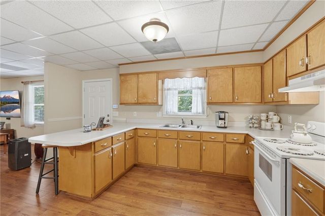8665 Bay Drive, Gainesville, GA 30506