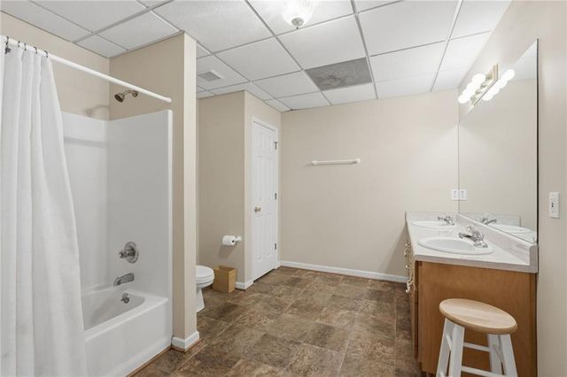 8665 Bay Drive, Gainesville, GA 30506