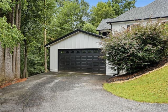 8665 Bay Drive, Gainesville, GA 30506