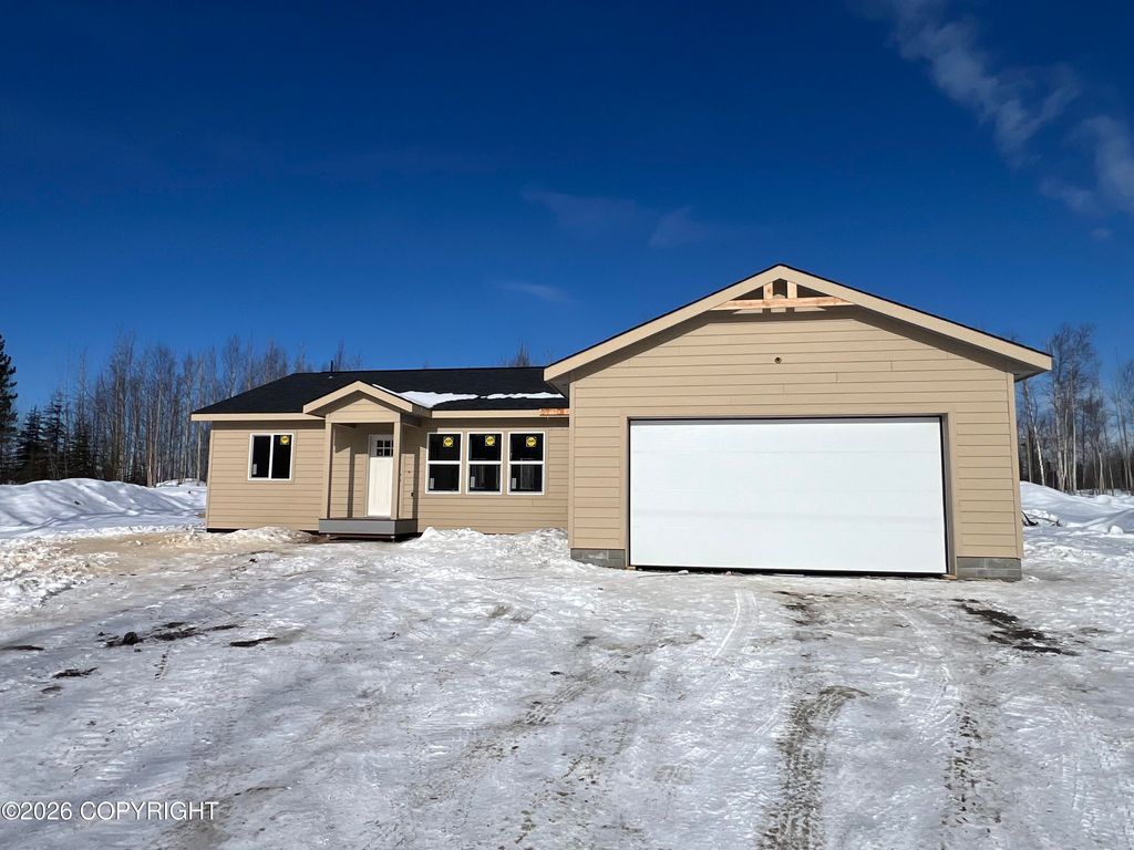 13473 W Maplewood Drive, Big Lake, AK 99623
