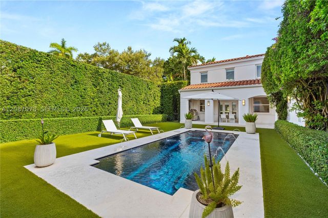 1261 N Greenway Dr, Coral Gables, FL 33134