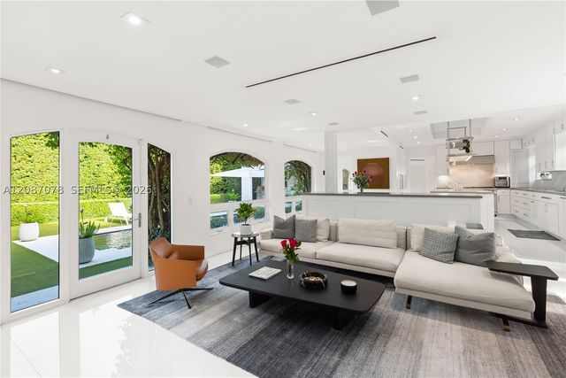 1261 N Greenway Dr, Coral Gables, FL 33134