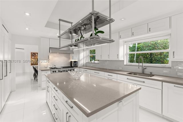 1261 N Greenway Dr, Coral Gables, FL 33134