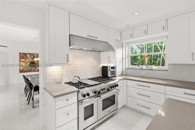 1261 N Greenway Dr, Coral Gables, FL 33134