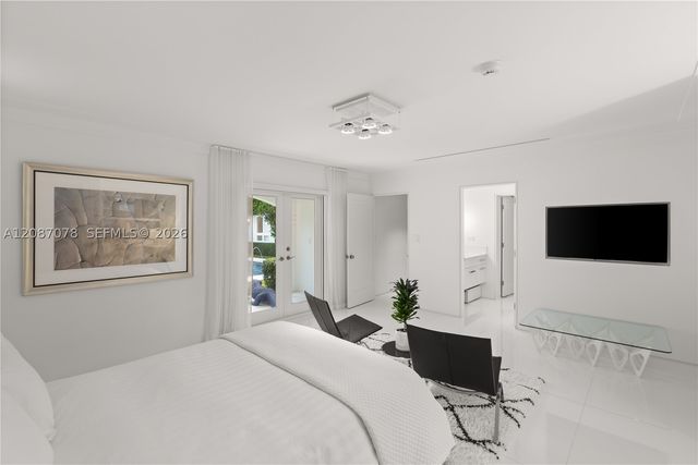 1261 N Greenway Dr, Coral Gables, FL 33134