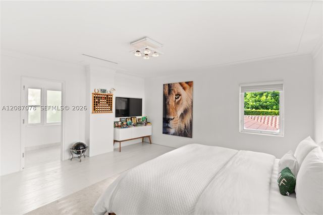 1261 N Greenway Dr, Coral Gables, FL 33134