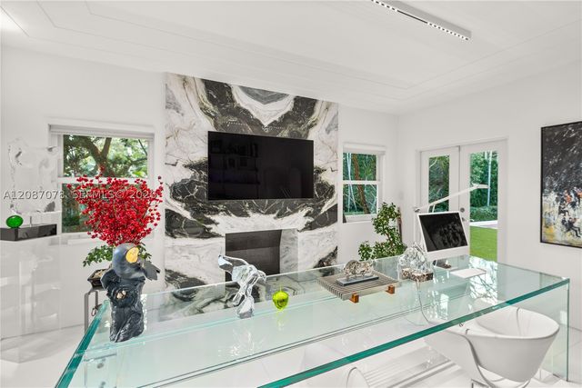 1261 N Greenway Dr, Coral Gables, FL 33134