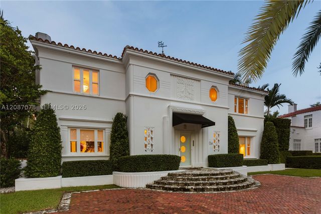 1261 N Greenway Dr, Coral Gables, FL 33134