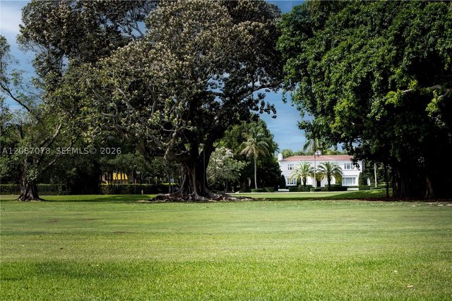 1261 N Greenway Dr, Coral Gables, FL 33134
